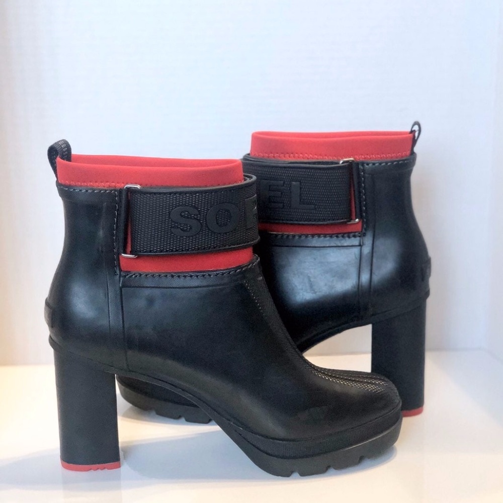 Sorel Medina III Waterproof Ankle Boots
